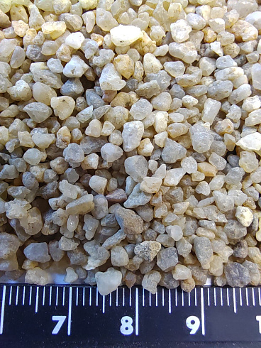 Кварцевый песок для водоподготовки фр. 1,6-3 мм.  купить в Нововоронеже фото Камень Клуб