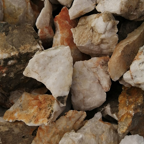 фото Кварц ( фр. 70-100 мм)  купить в Нововоронеже в интернет-портале КАМЕНЬ КЛУБ