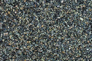 Kamenclub.ru: Щебень крошка зеленый (змеевик) фр. 3-5 мм  купить в Нововоронеже камень змеевик зеленый, салатовый светло-зеленый мраморная каменная декоративная крошка 9000 руб/т   фото КАМЕНЬ КЛУБ