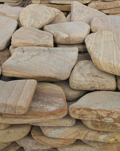 Kamenclub.ru: Песчаник пластушка галтованный желтый с рисунком (3 см)  купить в Нововоронеже плитняк - пластушка желтый песчаник 21000 руб/м3   фото КАМЕНЬ КЛУБ