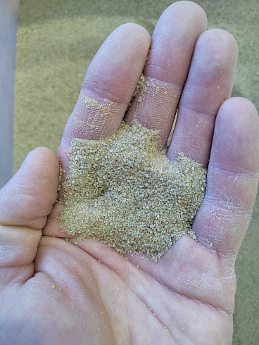 Кварцевый песок для площадок фр. 0,16-0,63 мм.  купить в Нововоронеже фото Камень Клуб