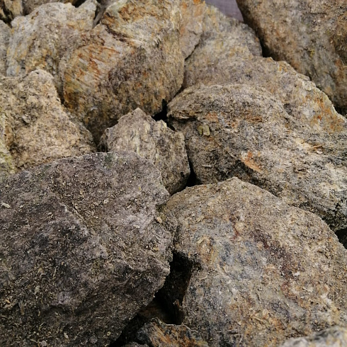 фото Змеевик салатовый  (фр. 70-100 мм)  купить в Нововоронеже в интернет-портале КАМЕНЬ КЛУБ