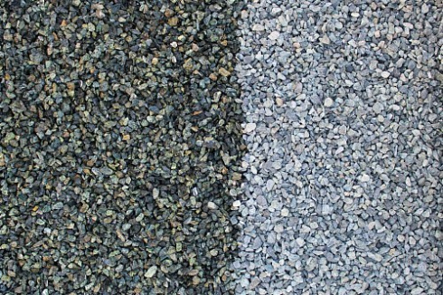 Kamenclub.ru: Щебень крошка зеленый (змеевик) фр. 5-10 мм  купить в Нововоронеже змеевик зеленый, салатовый ландшафтный декоративный щебень крошка 7 200 руб/т   фото КАМЕНЬ КЛУБ