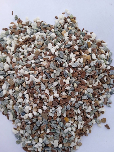 Kamenclub.ru: Мраморная крошка (щебень крошка микс: белый-зеленый-розовый) фр. 3-5 мм.  купить в Нововоронеже мрамор белый, зеленый, розовый мраморная декоративная крошка каменная 12000 руб/т   фото КАМЕНЬ КЛУБ