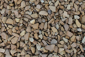 Kamenclub.ru: Щебень крошка желтый (песчаник) фр. 10-20 мм.  купить в Нововоронеже песчаник бежевый, серый, рыжий декоративный ландшафтный щебень колотый 9500 руб/т   фото КАМЕНЬ КЛУБ