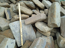 Kamenclub.ru: Песчаник для мощения дорожек, площадок, парковок ( фр 5-10 см)  купить в Нововоронеже песчаник  серый желтый коричневый рыжий песчаник оголтованный окатанный 6500 руб/т   фото КАМЕНЬ КЛУБ