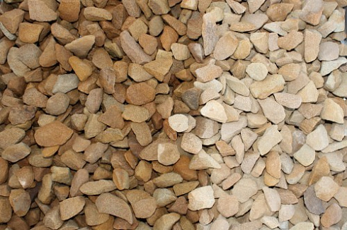 Kamenclub.ru: Щебень крошка желтый (песчаник) фр. 20-40 мм.  купить в Нововоронеже песчаник бежевый рыжий каменная крошка песчаника 9500 руб/т   фото КАМЕНЬ КЛУБ