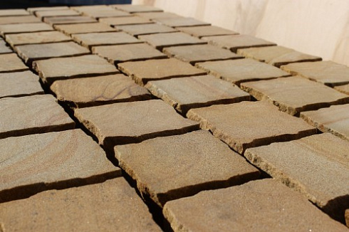 Kamenclub.ru: Песчаник брусчатка (Прага) art PSG-10-07  купить в Нововоронеже    2600 руб/кв.м   фото КАМЕНЬ КЛУБ