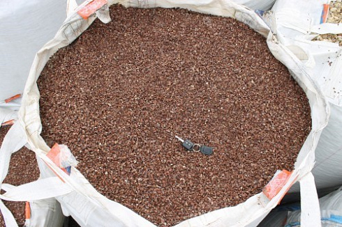 Kamenclub.ru: Мраморная крошка (щебень крошка розовый) фр. 5-10 мм.  купить в Нововоронеже мрамор розовый, красный щебень колотый ландшафтный декоративный  11000 руб/т   фото КАМЕНЬ КЛУБ