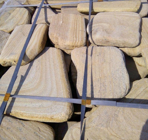 Kamenclub.ru: Песчаник пластушка галтованный желтый с рисунком (3 см)  купить в Нововоронеже плитняк - пластушка желтый песчаник 21000 руб/м3   фото КАМЕНЬ КЛУБ